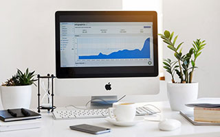 OnlyFans 欧美萝莉继姐【Kyle】和朋友，被弟弟一挑三，长鸡巴操翻三女，渴望自己的穴被占有！